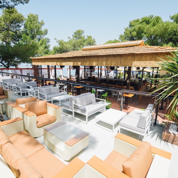 Makarana Bar