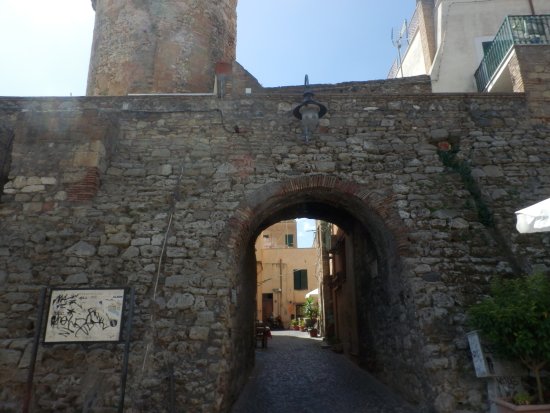Borgo medievale di Nettuno