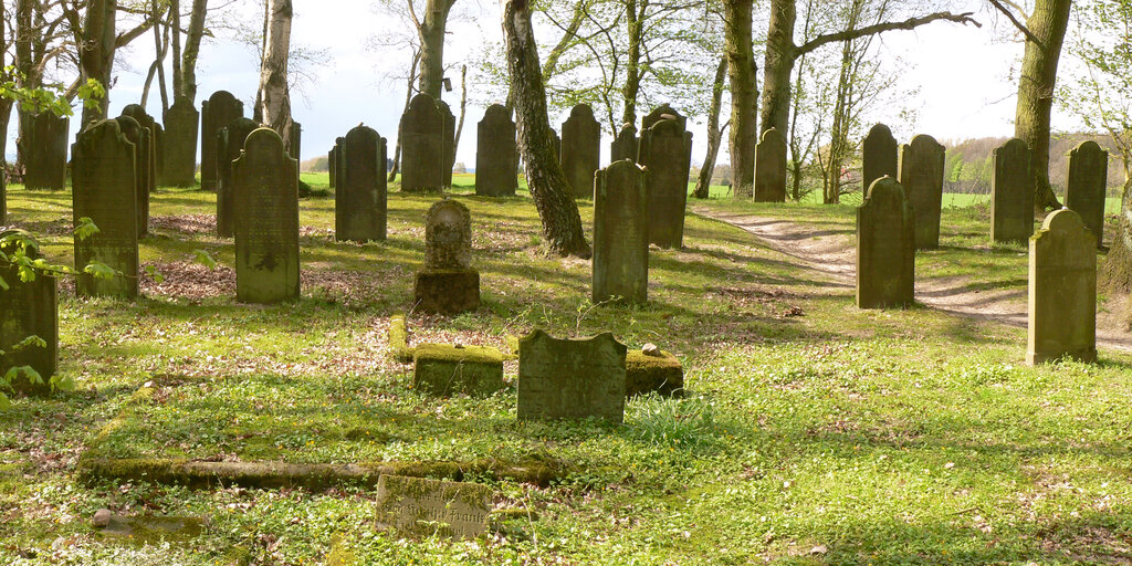 Bilhorod-Dnistrovskiy Jewish Cemetery