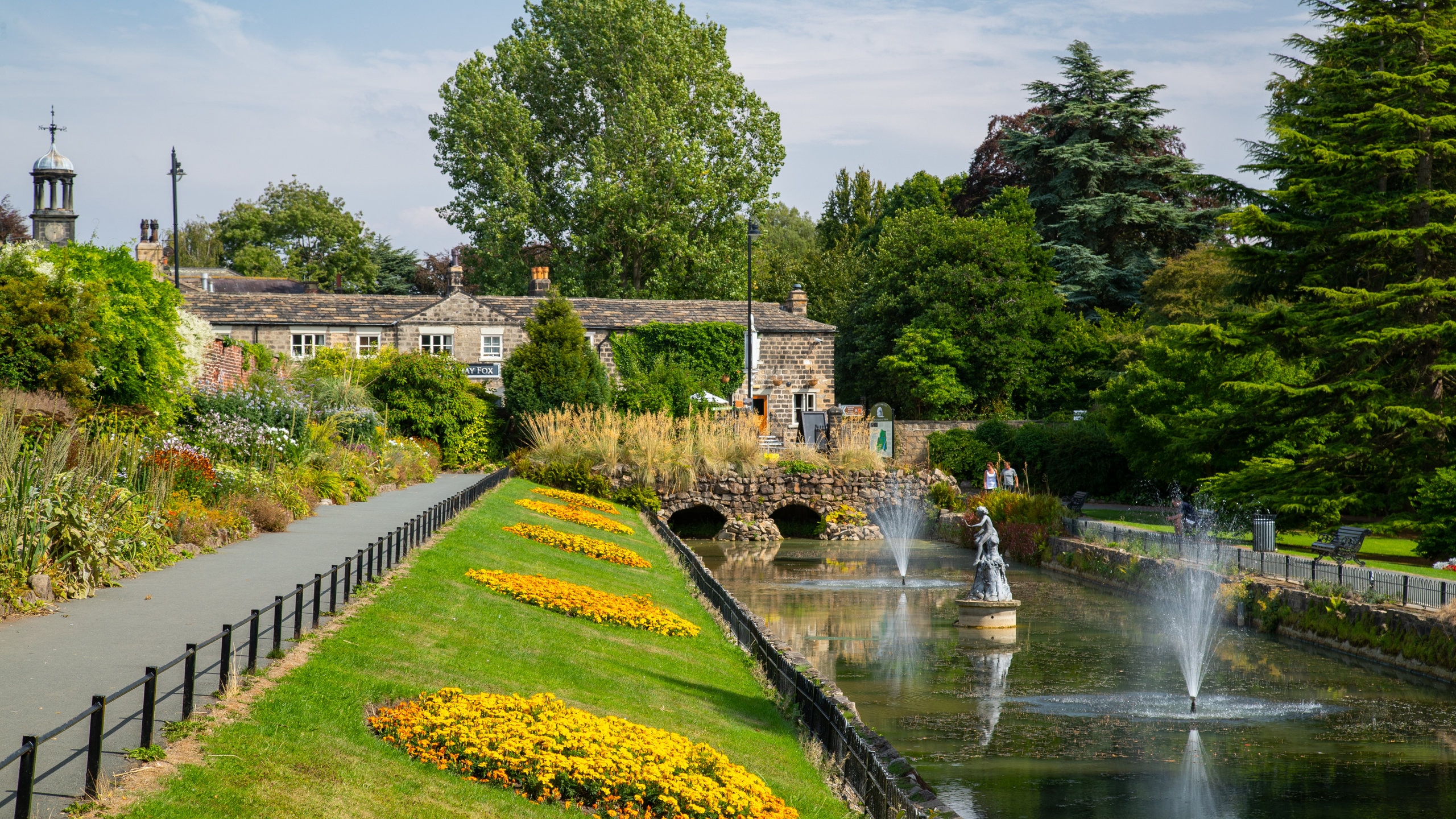 Canal Gardens
