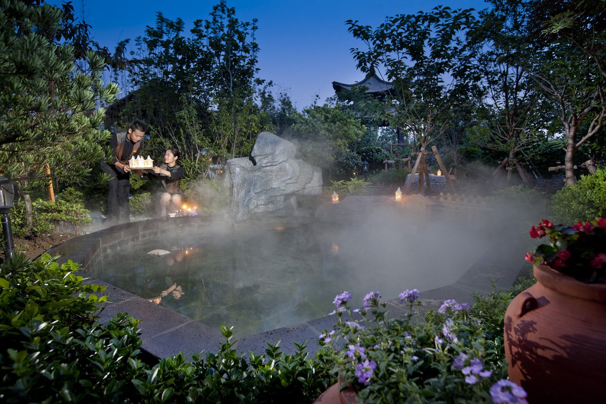 Shiqian Hot springs