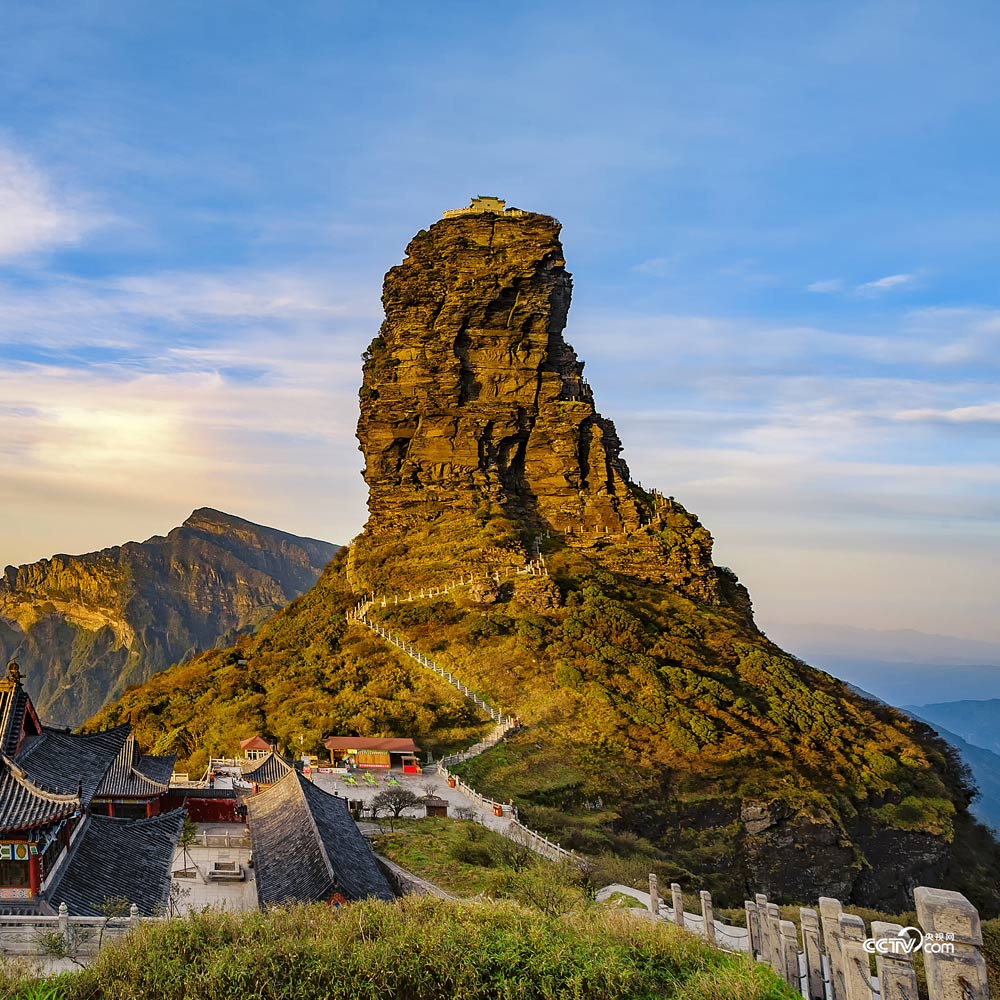 Jiangsanglamu Peak