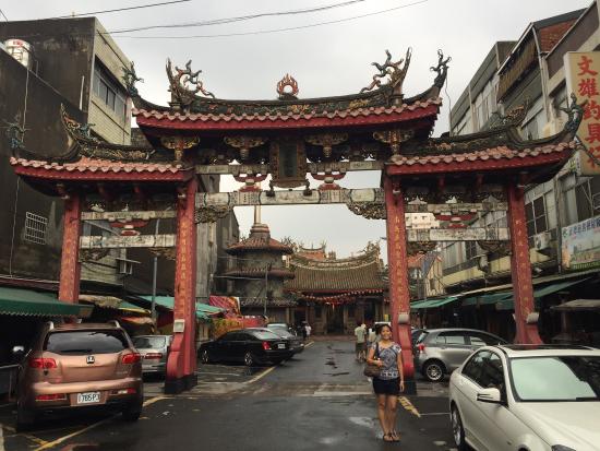 Xie Family's Jar Walls