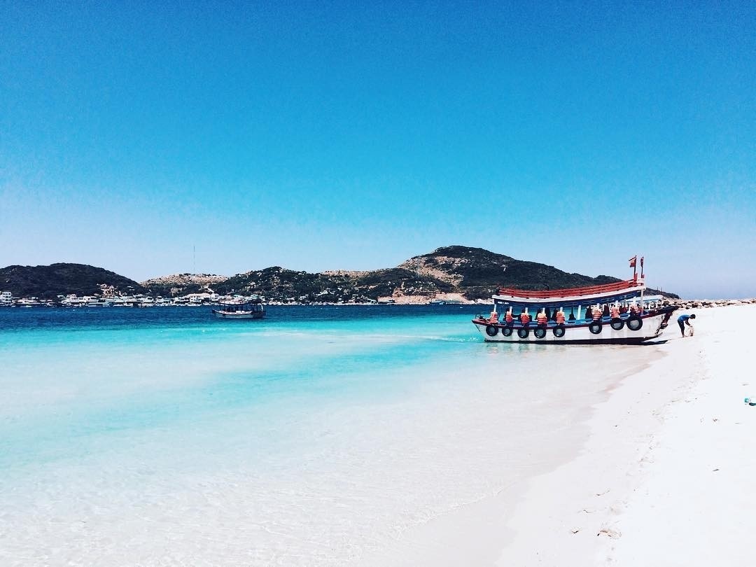 Binh Tien Beach