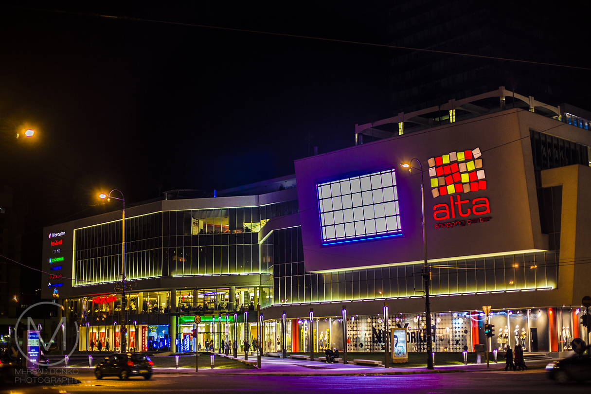 Alta Shopping Center