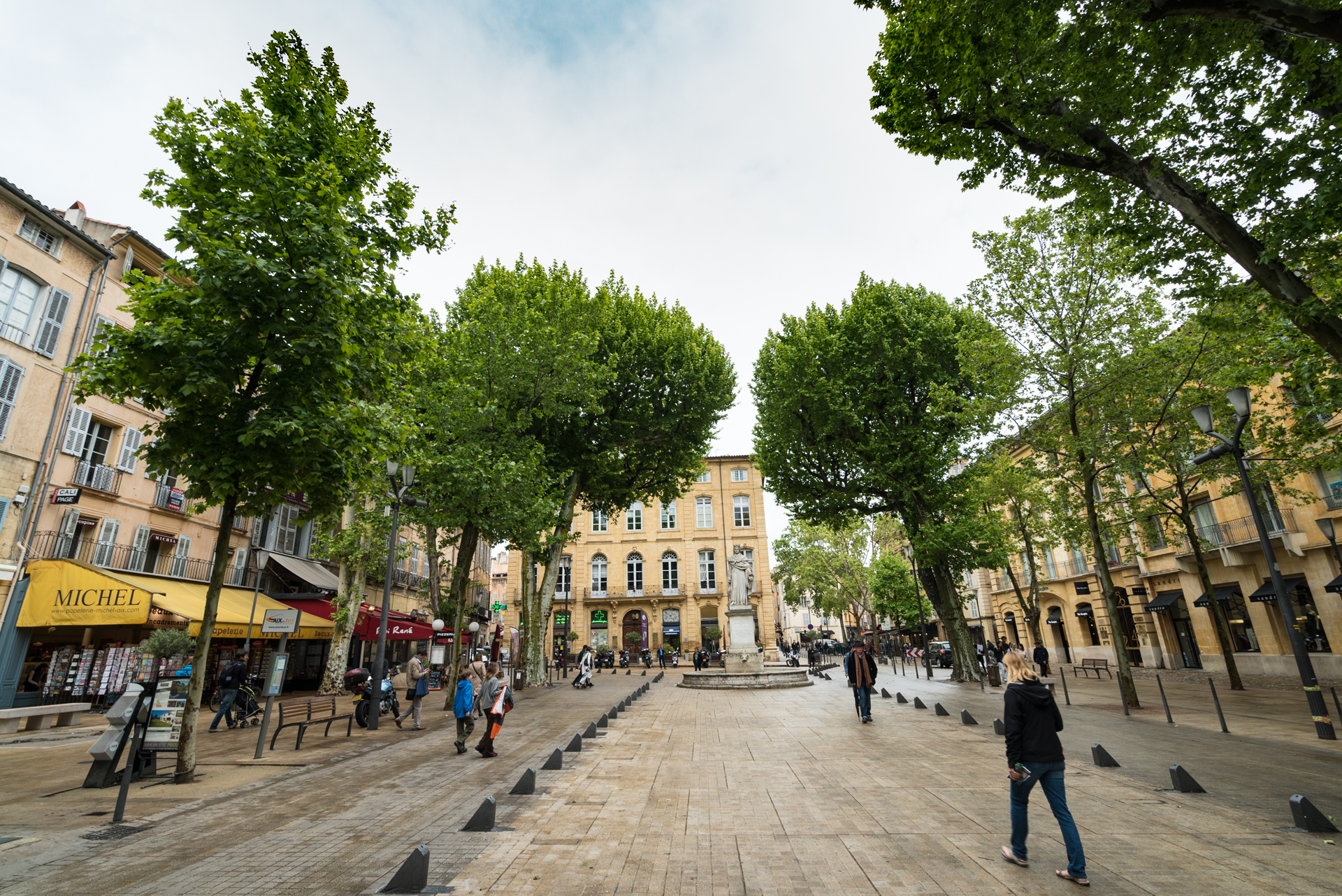 Art Gallery Carre d'artistes Aix-en-Provence