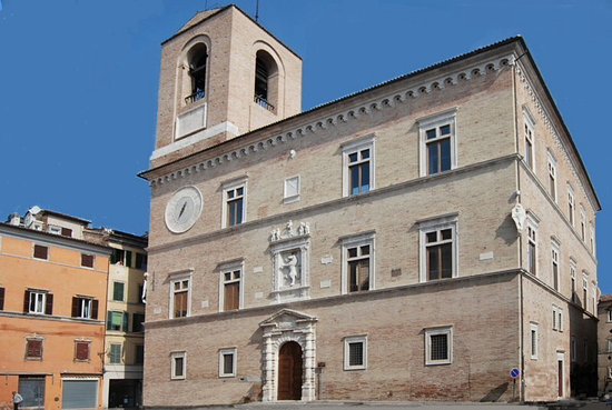 Biblioteca Civica Ubaldo Mazzini