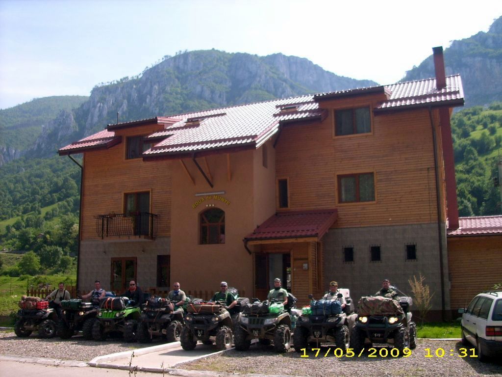 Outdoor Pictures 1