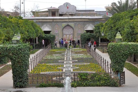 Zinat ol Molk House