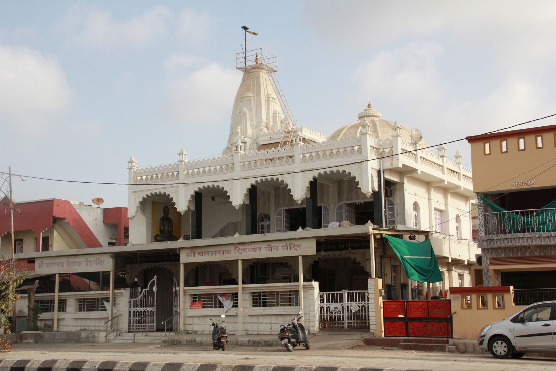 Shree 1008 Shantinath Digamber Jain Mandir