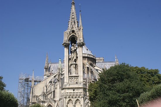 Fontaine de la Vierge