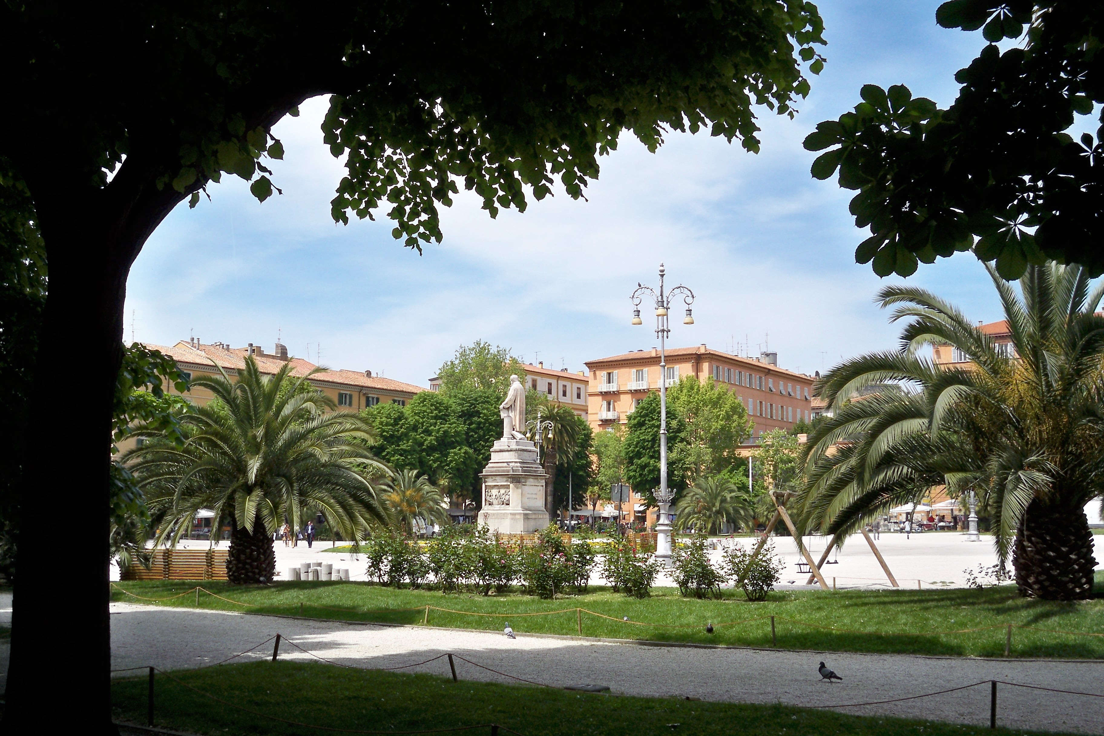 Piazza Cavour