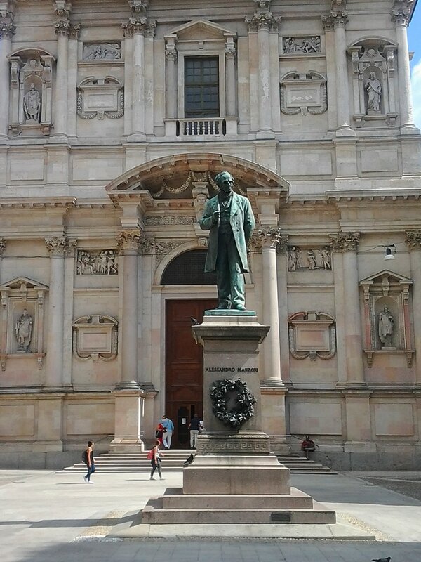 Monumento ad Alessandro Vittoria