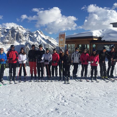 Scuola Italiana di Sci Azzurra