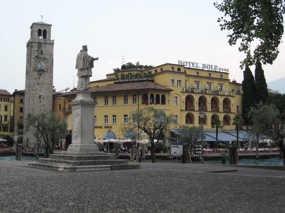 Piazza Ferdinando di Savoia - Ex piazza d'Armi