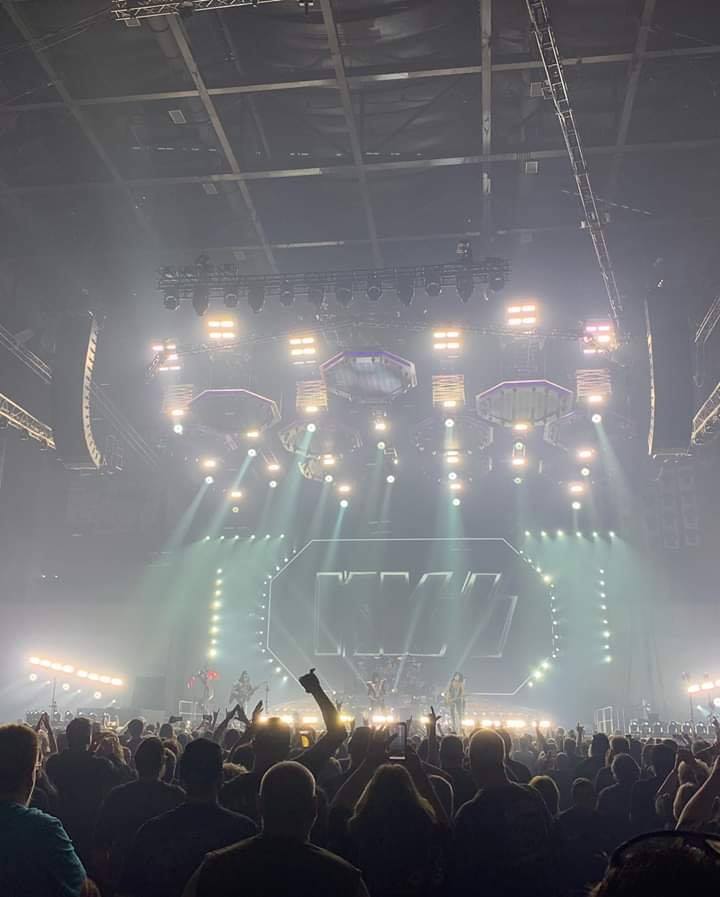 iBUS Exclusive Road Tours