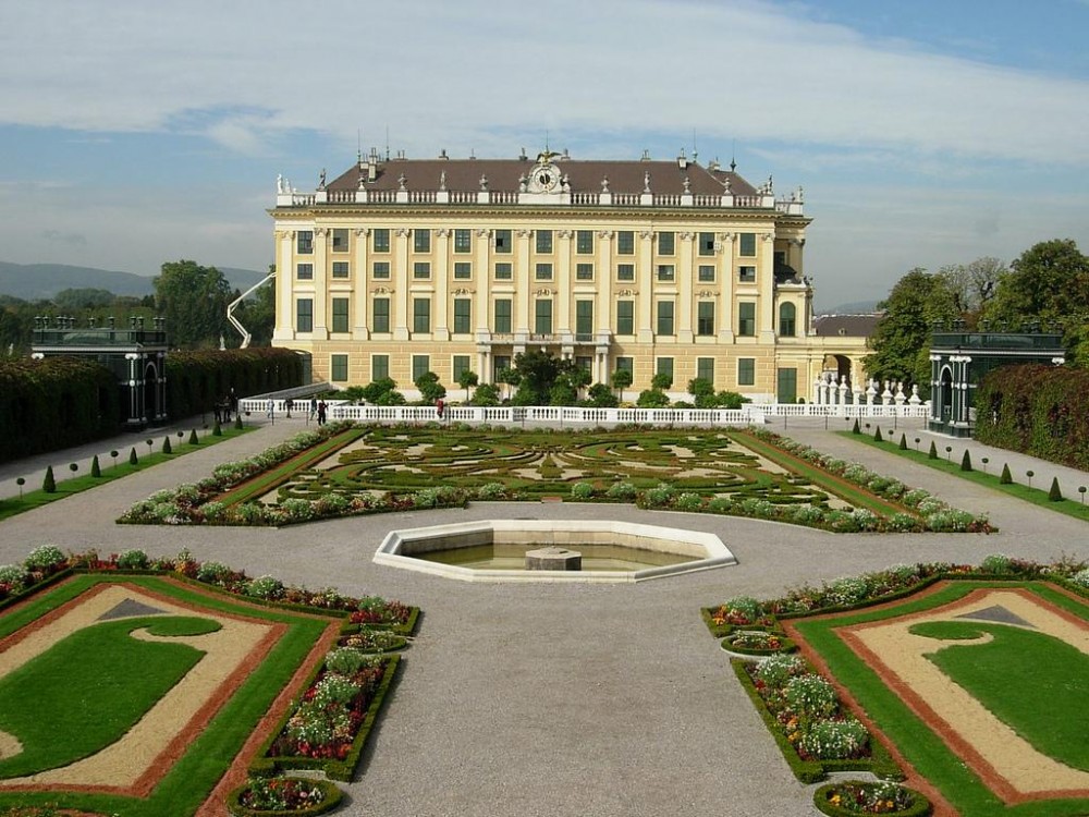 Schonbrunner Gardens