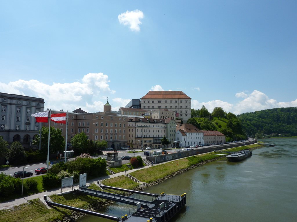 Nibelungenbrucke