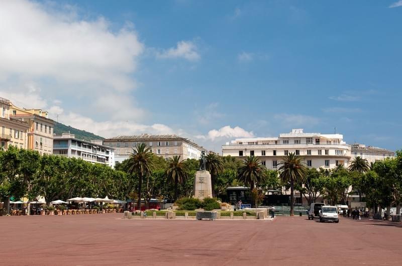 Saint-Nicolas Square