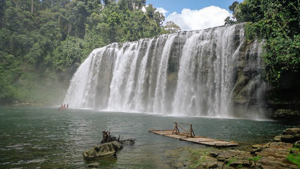 Hinulugan Falls