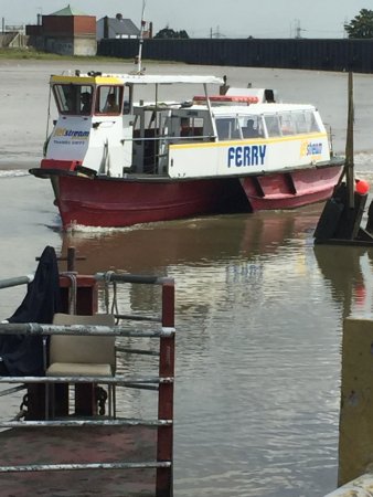 Tilbury-Gravesend Ferry