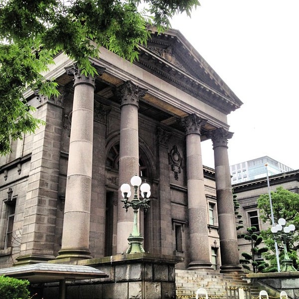 Osaka Prefectural Nakanoshima Library