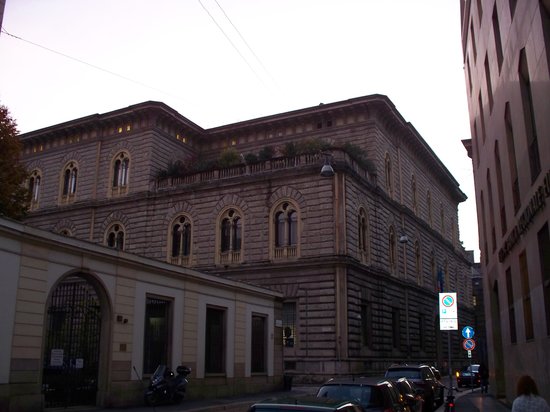 Palazzo della Cassa di Risparmio delle Provincie Lombarde