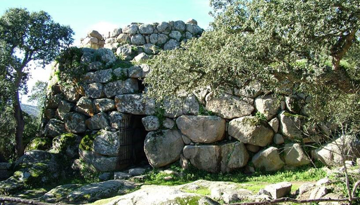 Nuraghe Majori