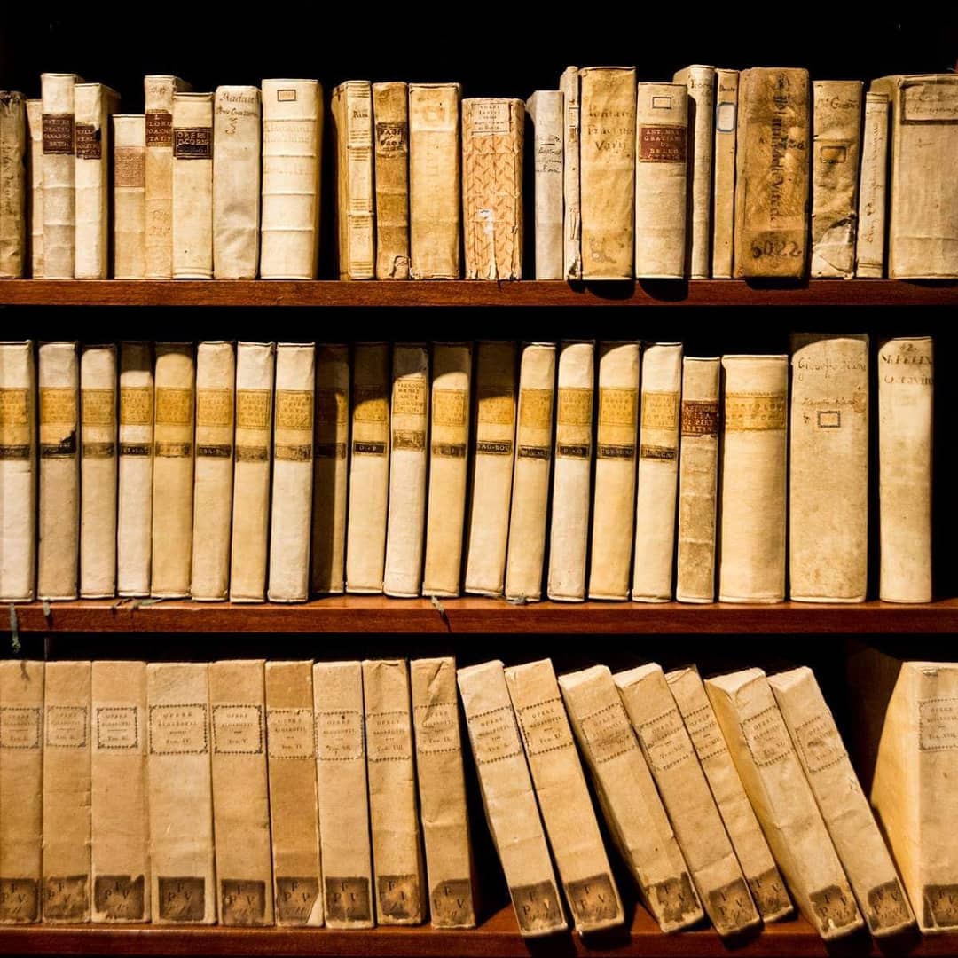 Libreria la pulce d'acqua