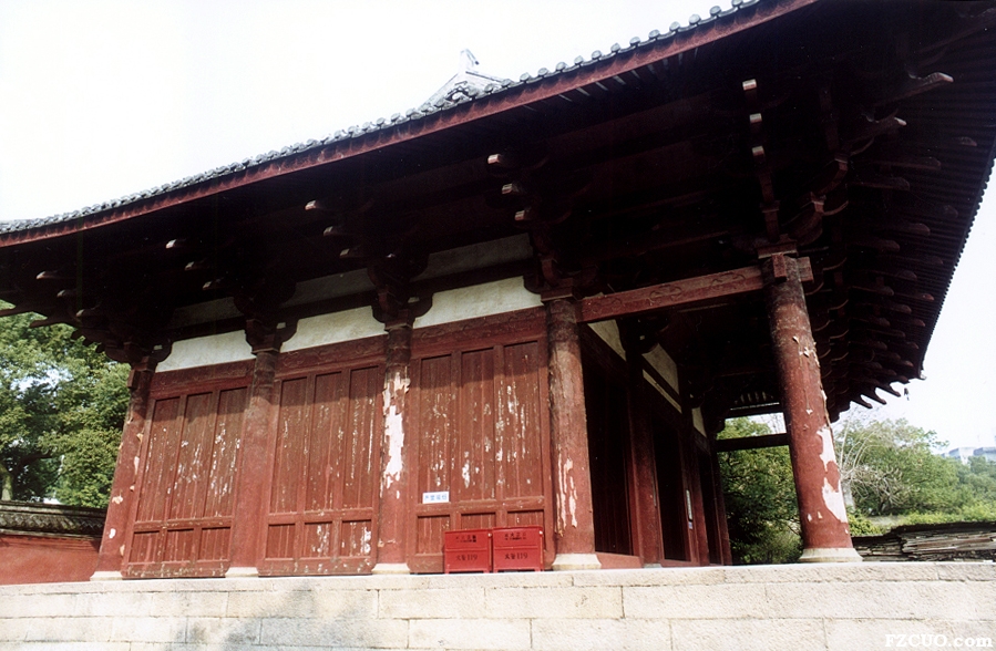 Hualin Temple