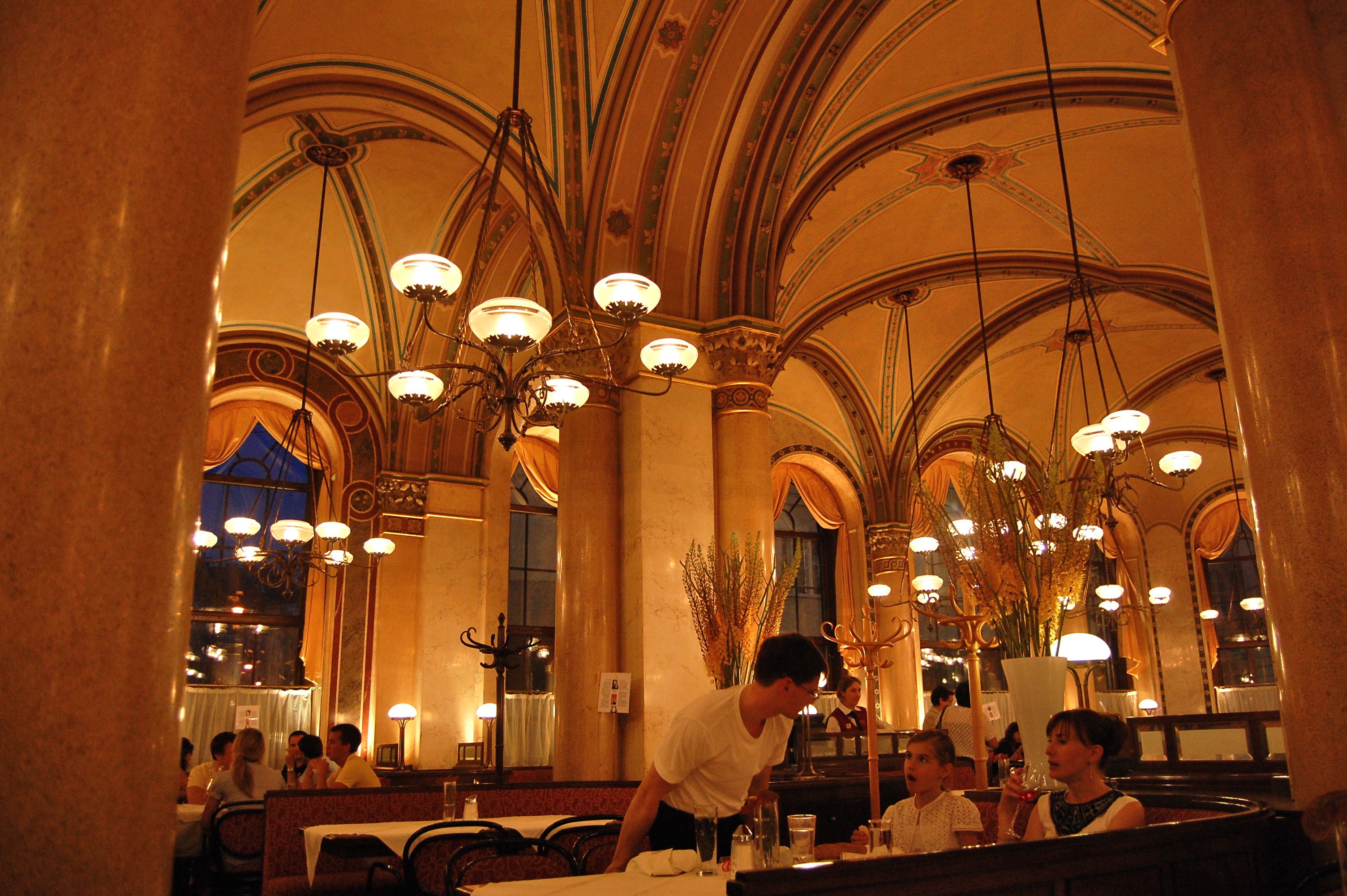 Laniato Das Wiener Wollcafe