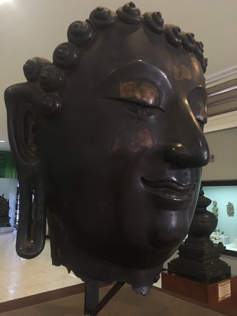 Hariphunchai National Museum