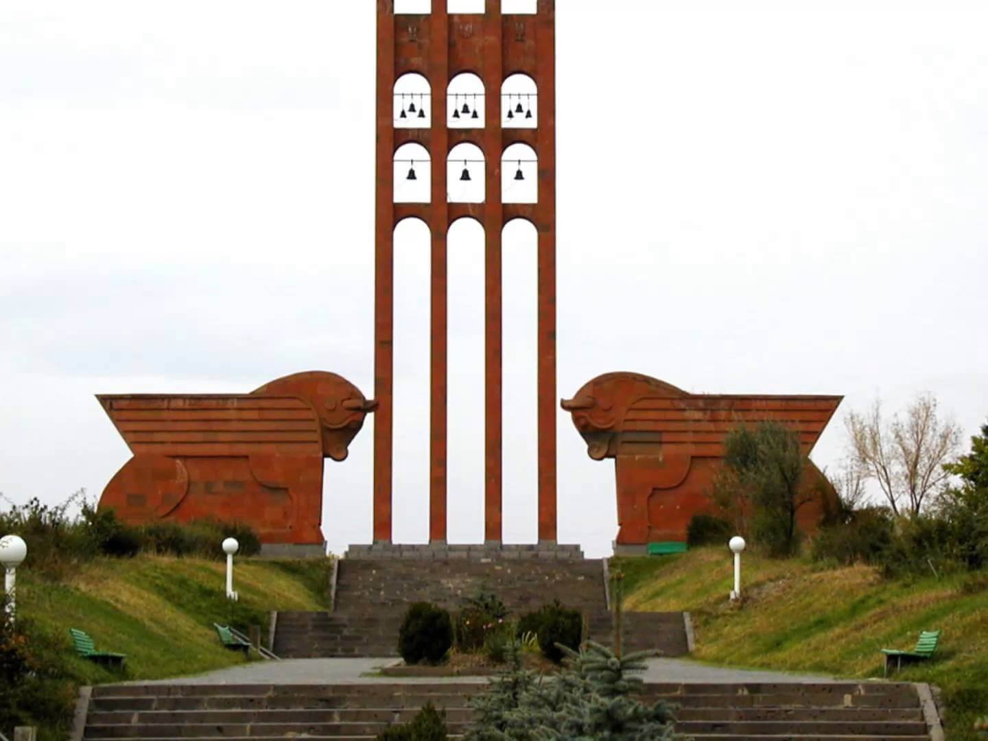 Sardarapat Memorial