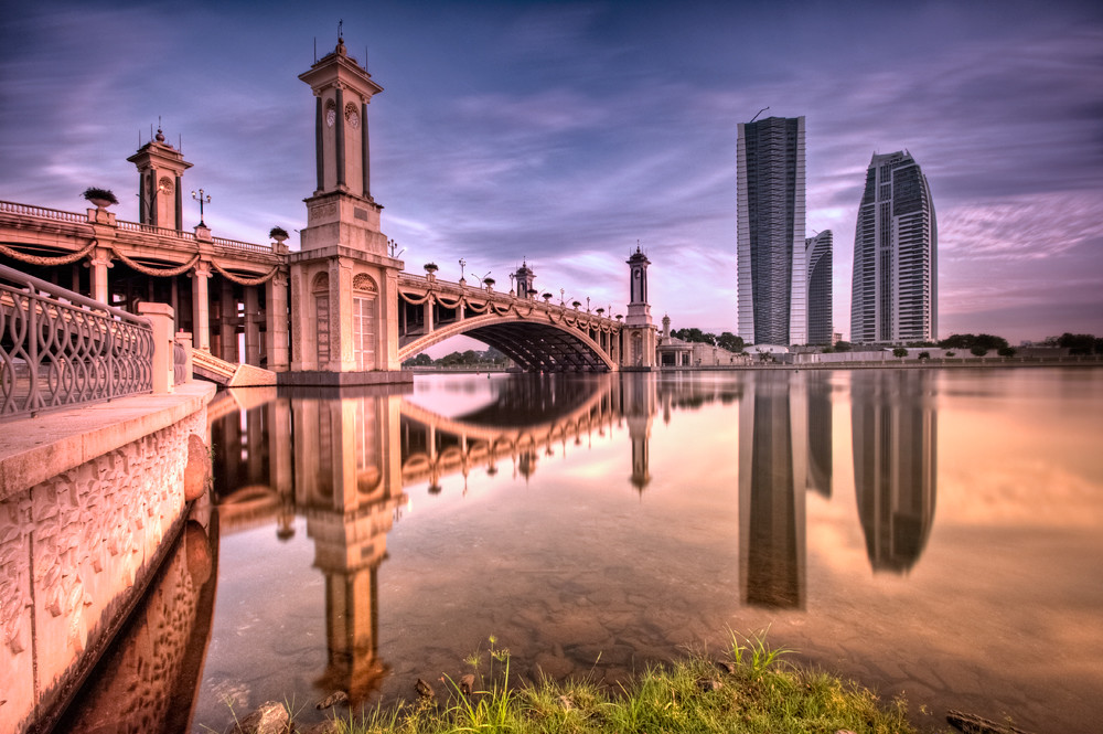 Seri Gemilang Bridge