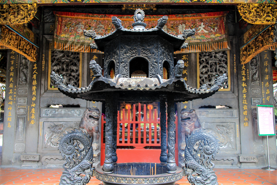 Bao'an Temple