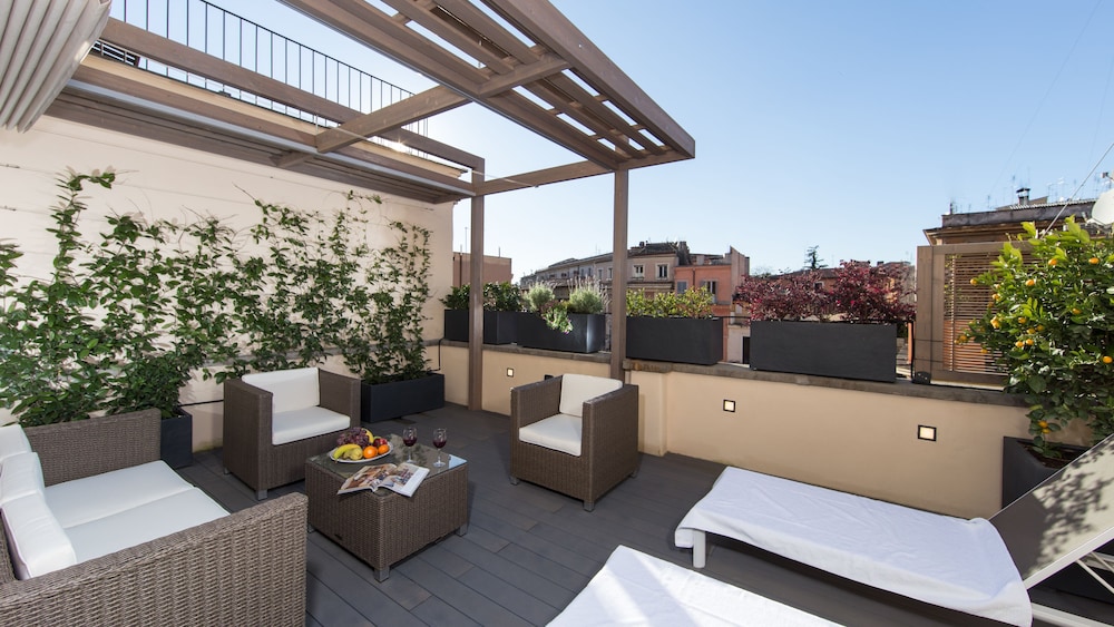 Duskin Honsha 2F Terrace