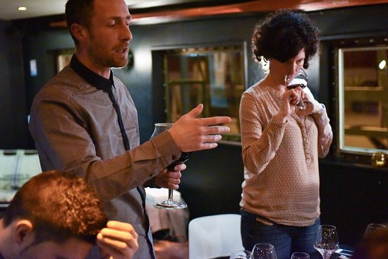 Les Conteurs de Vin