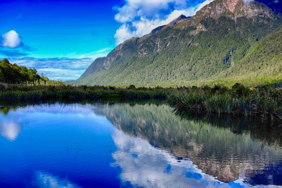 Mirror Lakes Walk