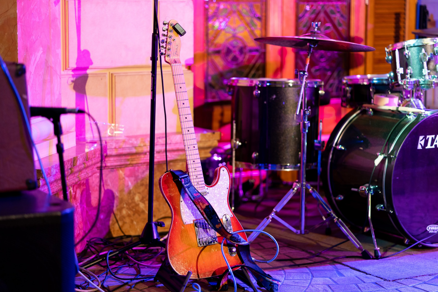 Camera Jazz & Music Club