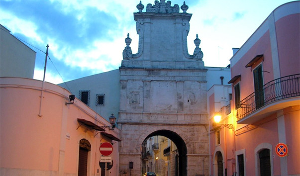 Porta SantAndrea