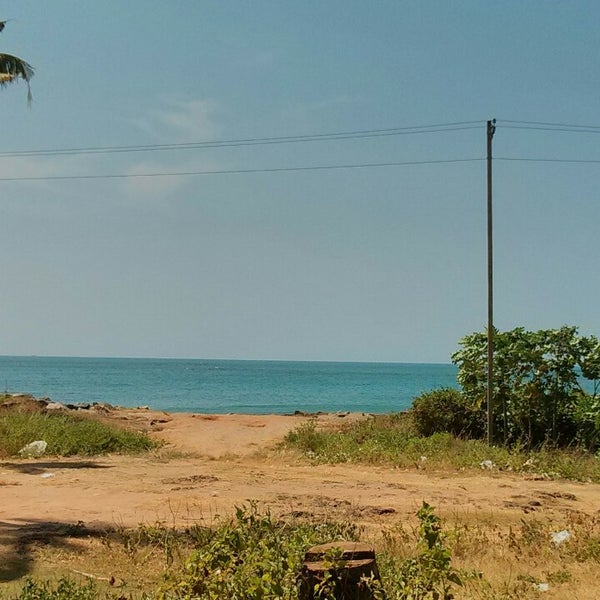 Thirumullavaram Beach