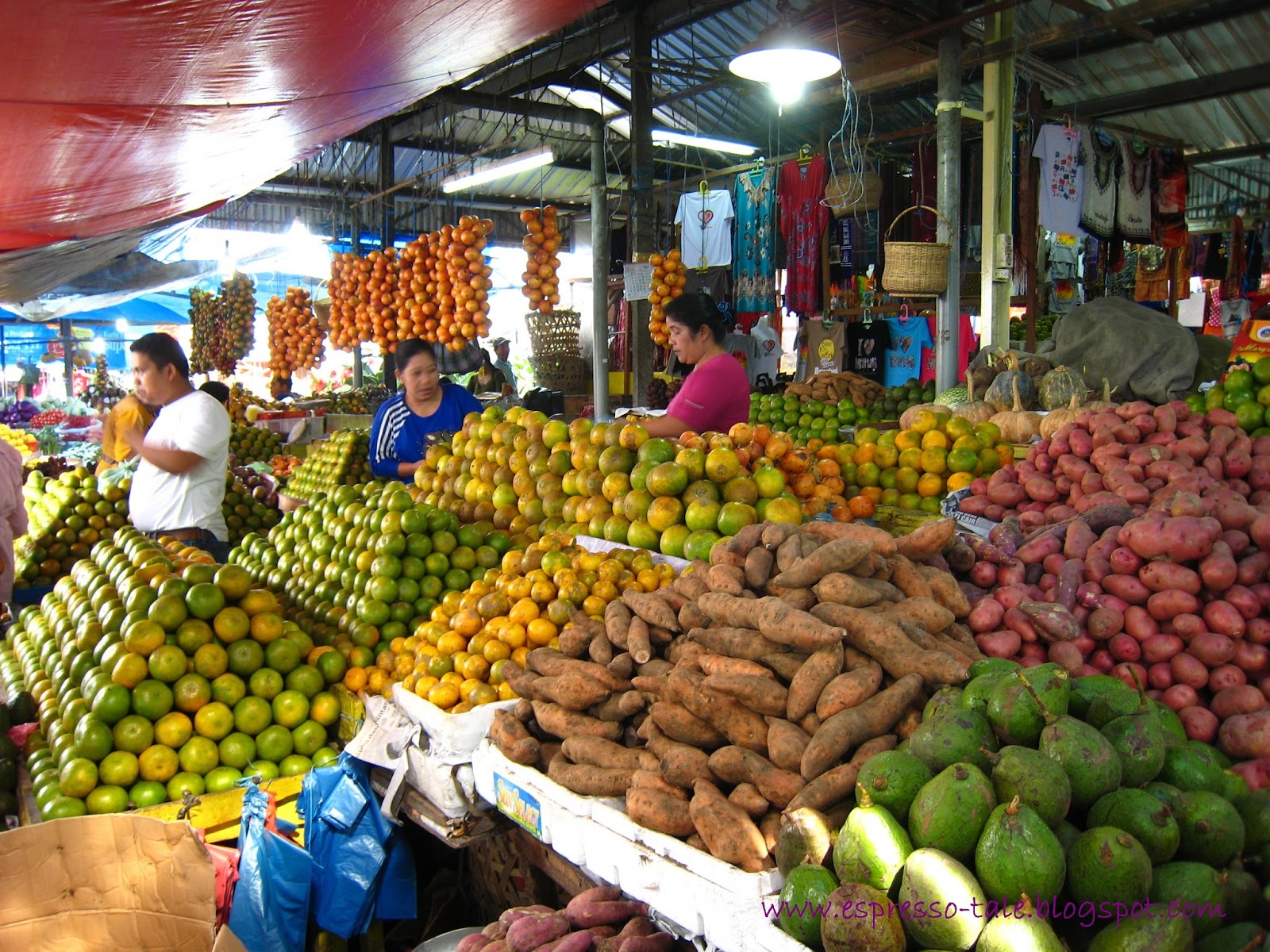 Dikoulu fruit Market