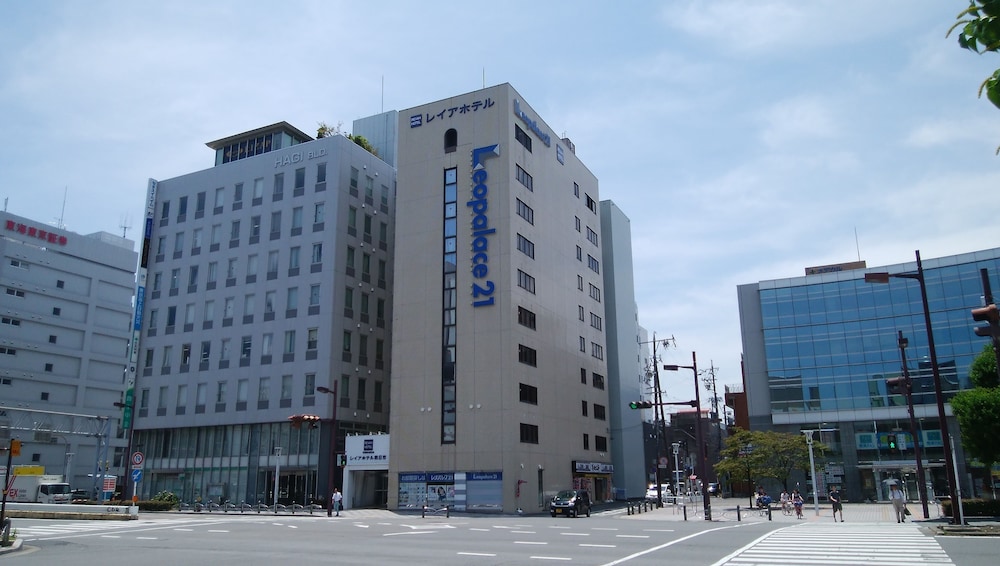 Yokkaichi City Bussan Tourist Hall