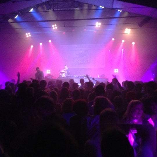 Halle02