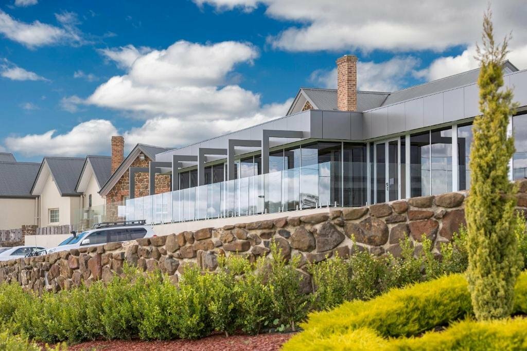 South Hill Gallery and Function Center