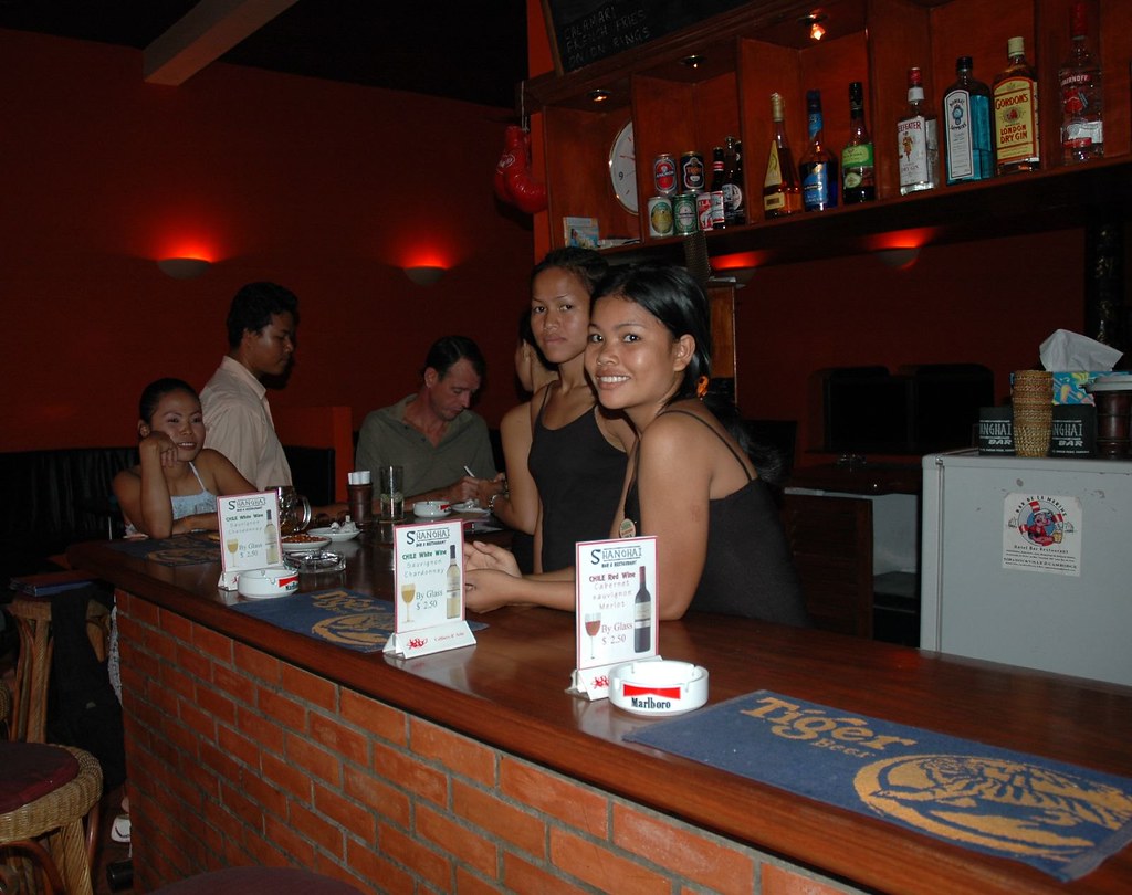 The Play Penh Bar