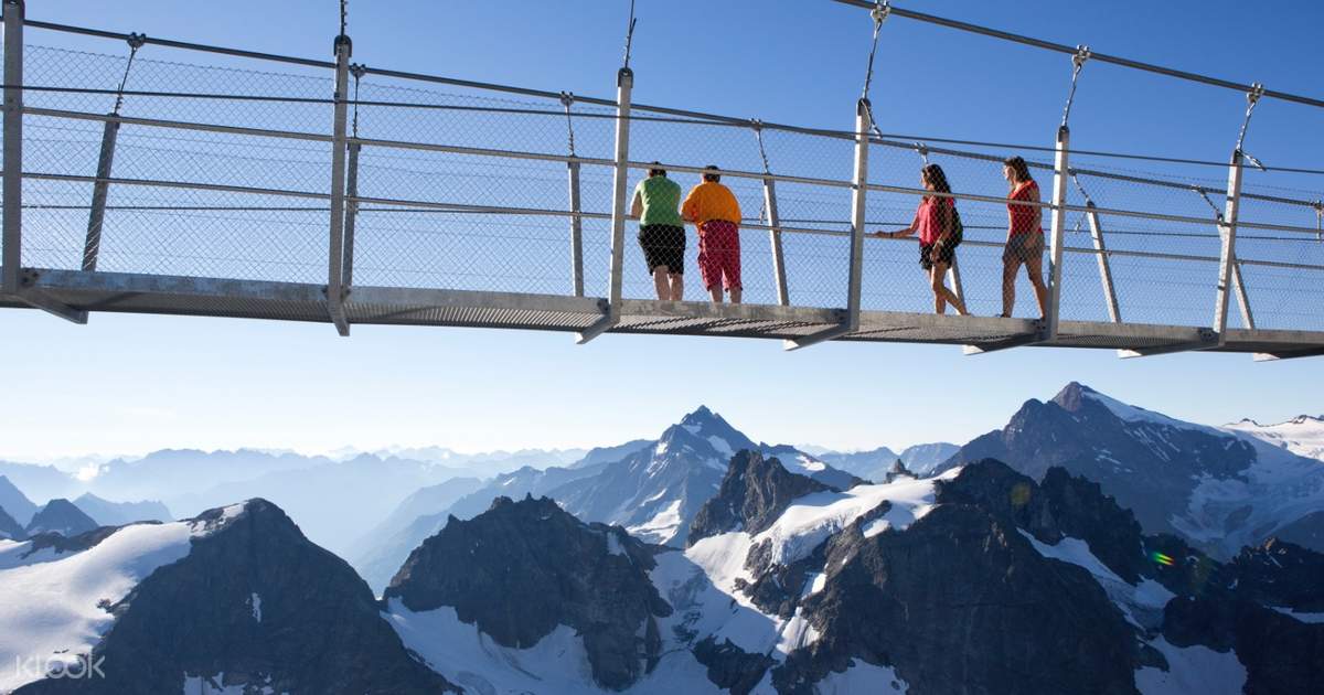 Titlis Cliff Walk