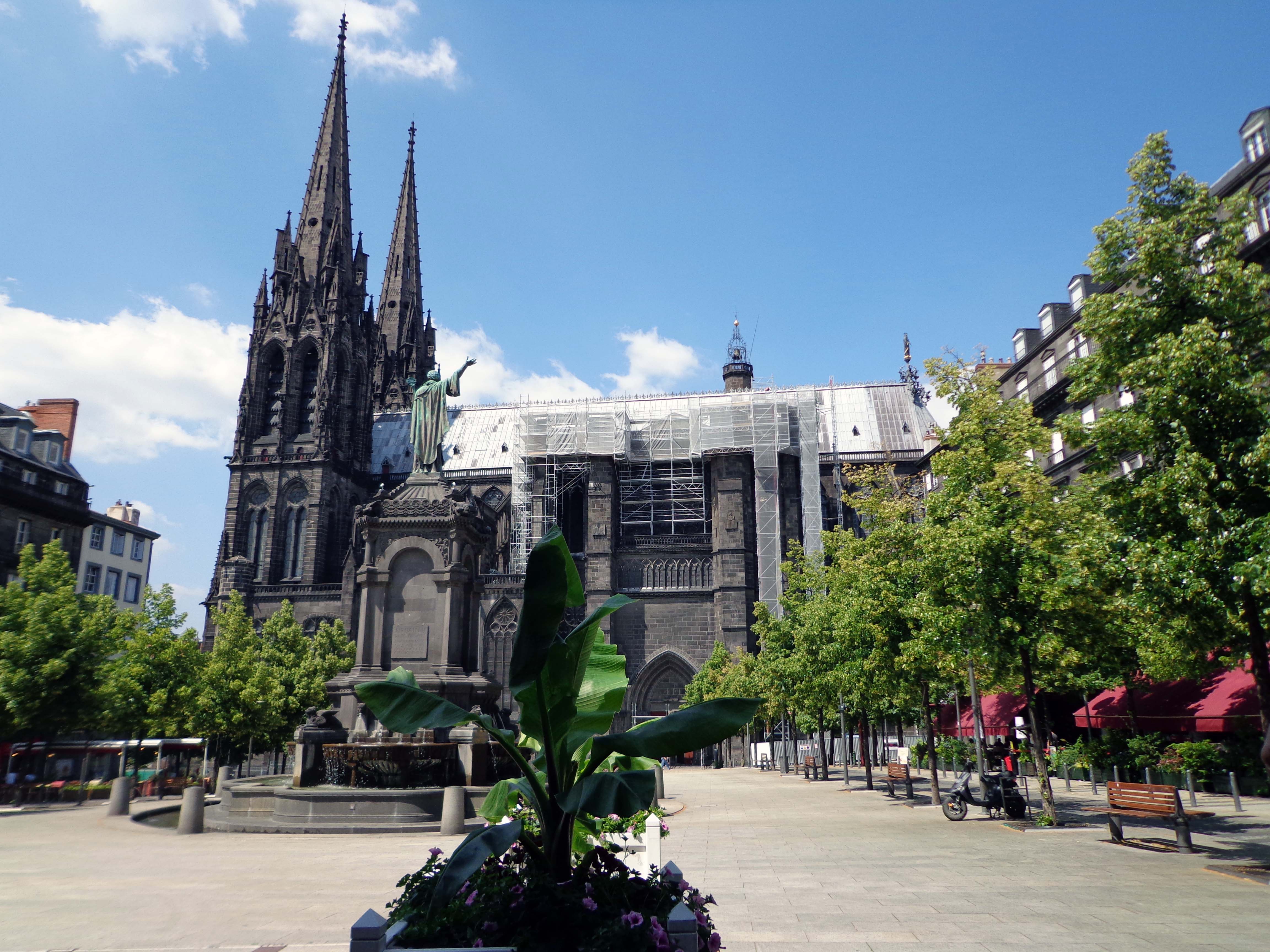 Place de la Victoire