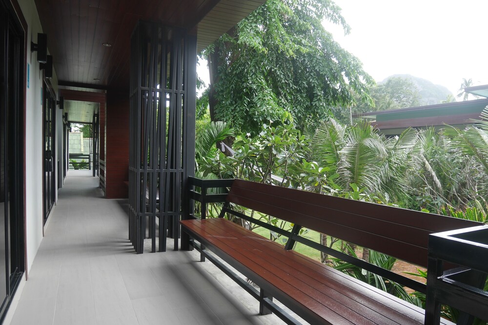 Chaokoh Phi Phi Hotel & Resort