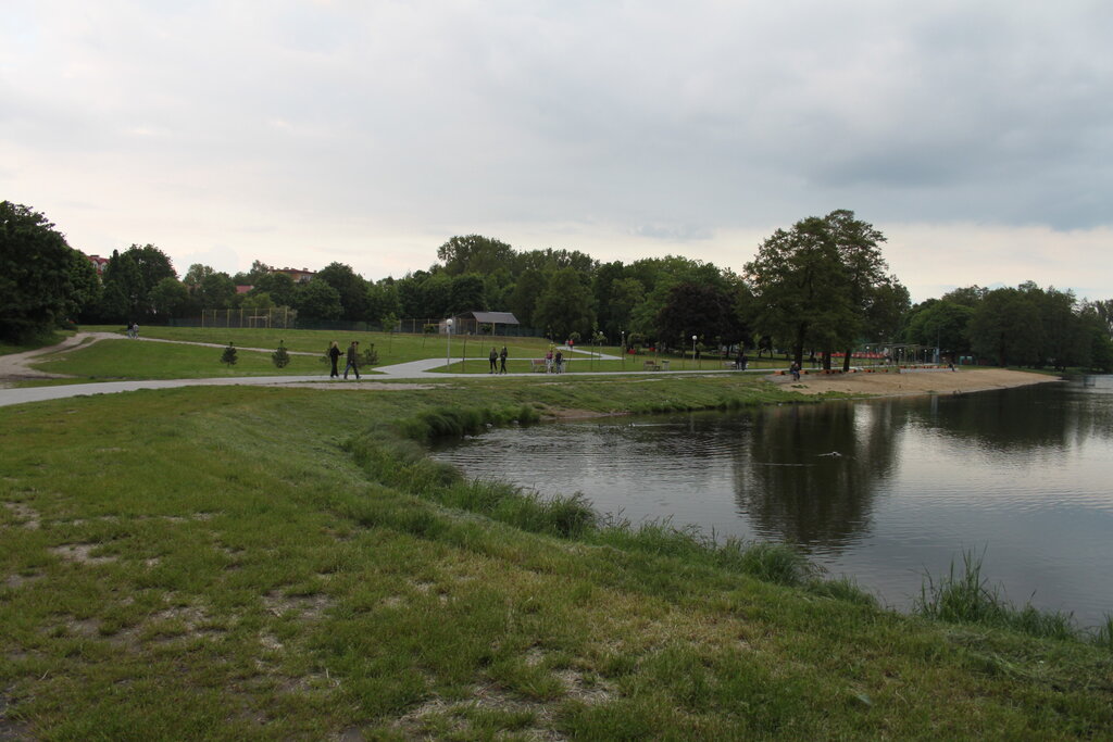 1 May Park